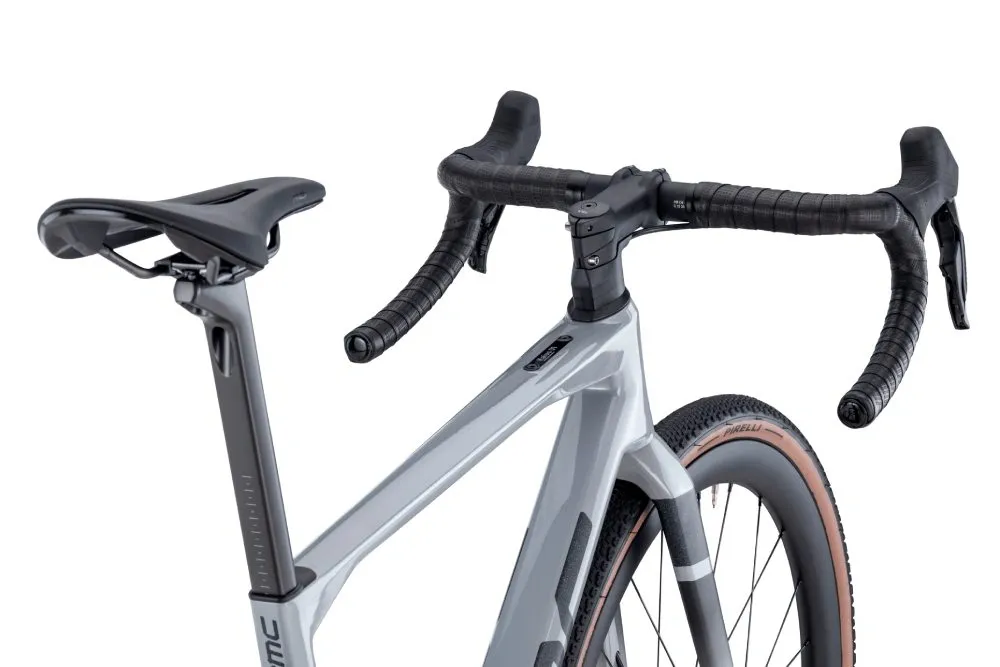 BMC Kaius 01 ONE Red Quark AXS XPLR 1x13 2026