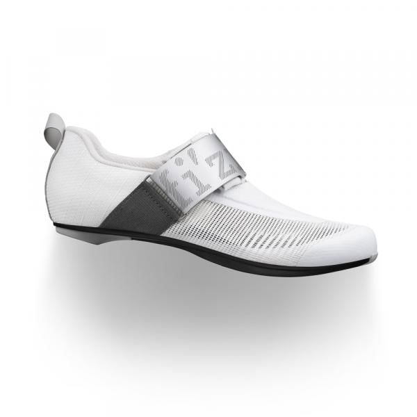 Fizik TRANSIRO HYDRA AEROWEAVE CARBON триатлон 2026